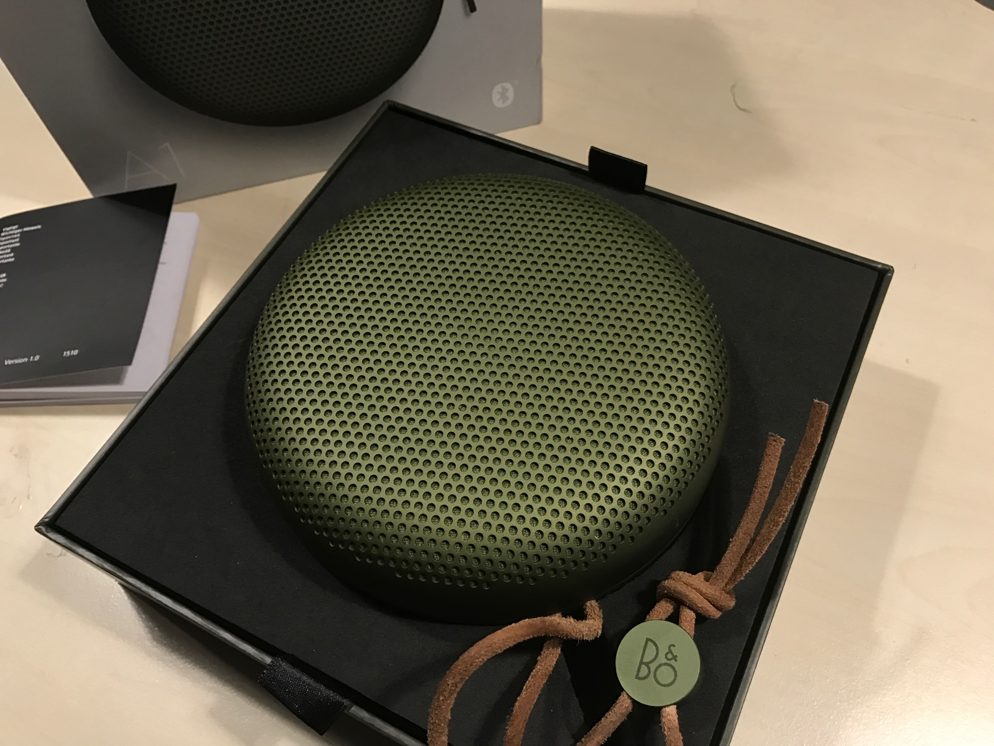 beoplay-box-open