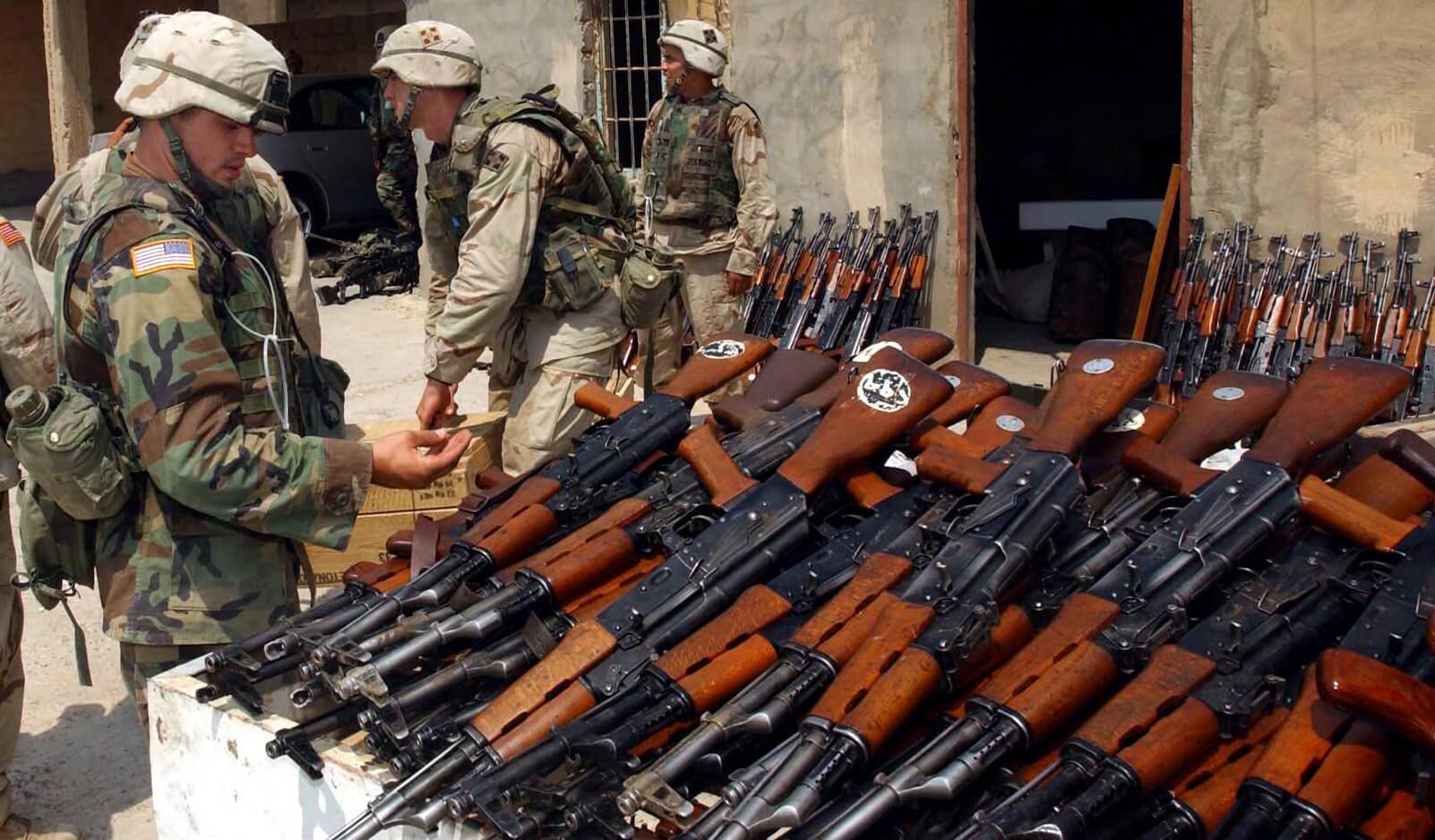 AK-47 mới cứng của Mỹ tại Afganistan
